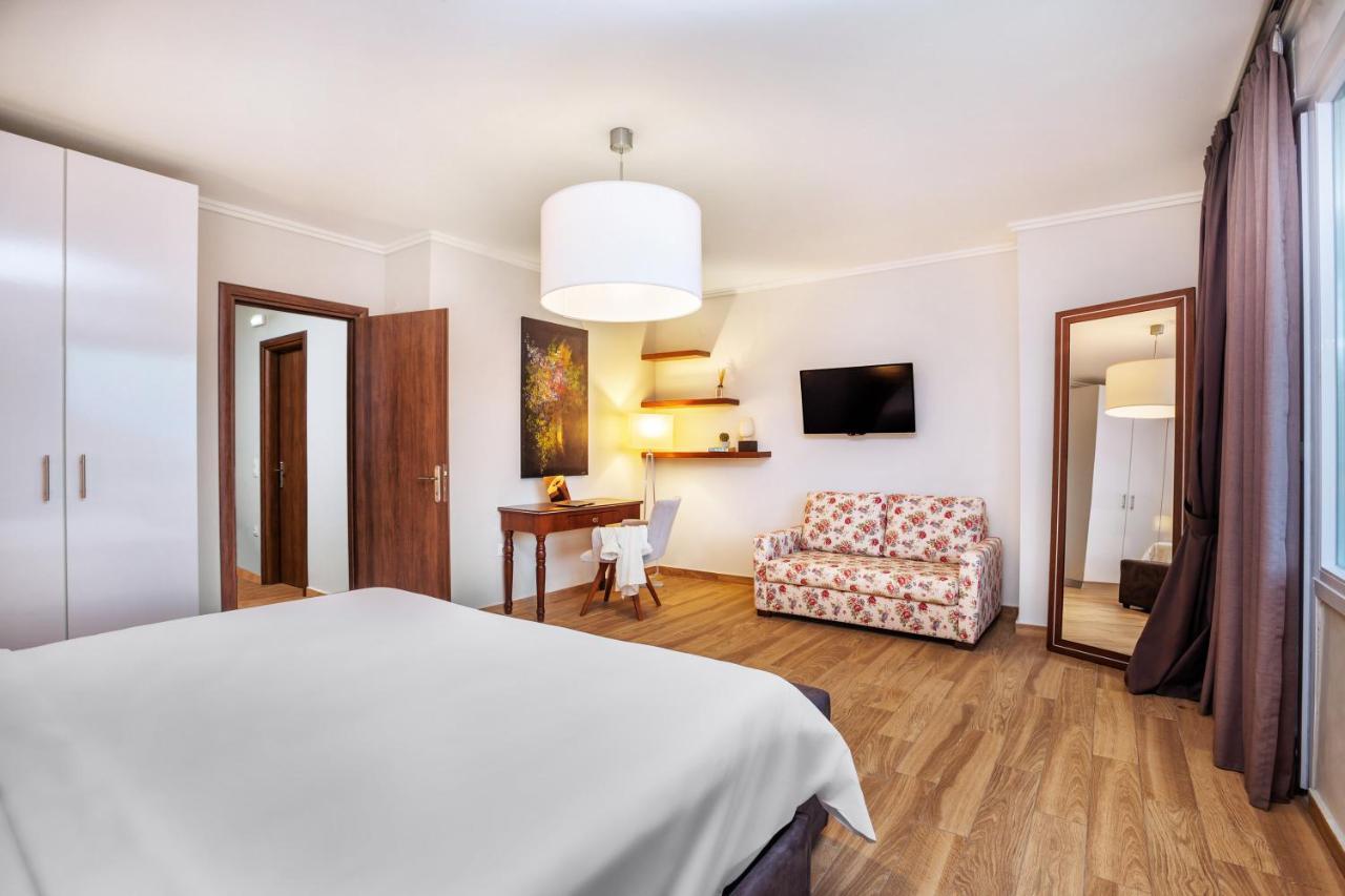 Sunny Villas Resort & Spa Hanioti Bagian luar foto